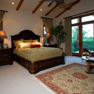 Ivory Traditional Rug